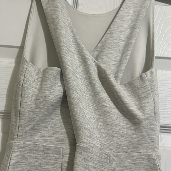 Banana republic heather gray crossed back fit and flare summer dress - Picture 4 of 9